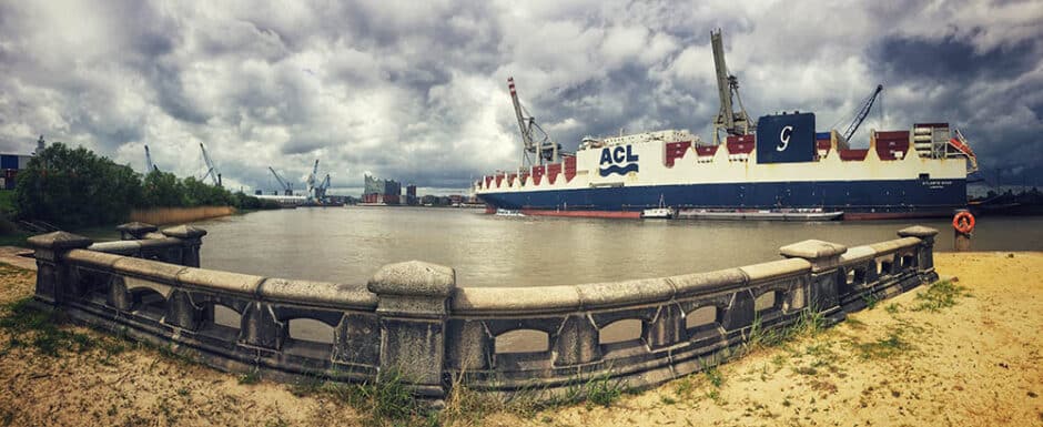 Lost Place an der Elbe in Hamburg - Fotografiert mit einem iPhone 6